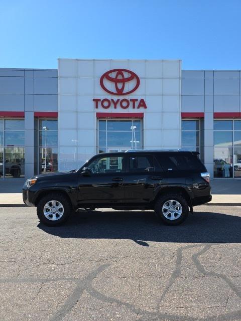 used 2014 Toyota 4Runner car, priced at $21,704
