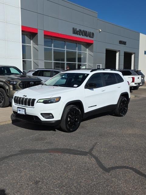 used 2023 Jeep Cherokee car, priced at $23,025