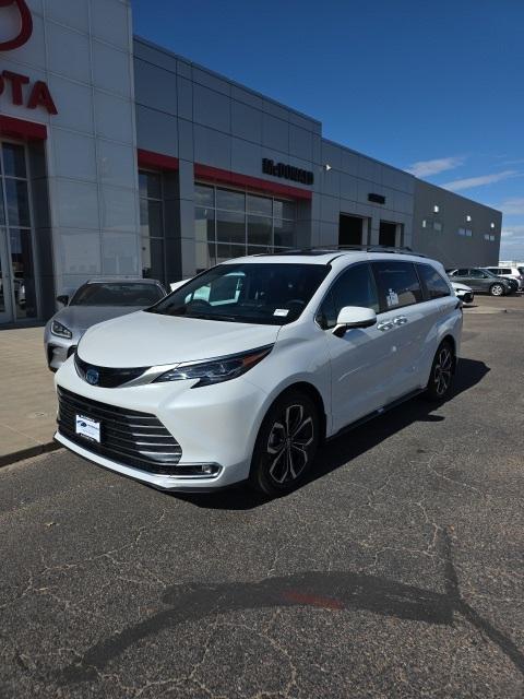 new 2025 Toyota Sienna car, priced at $61,365