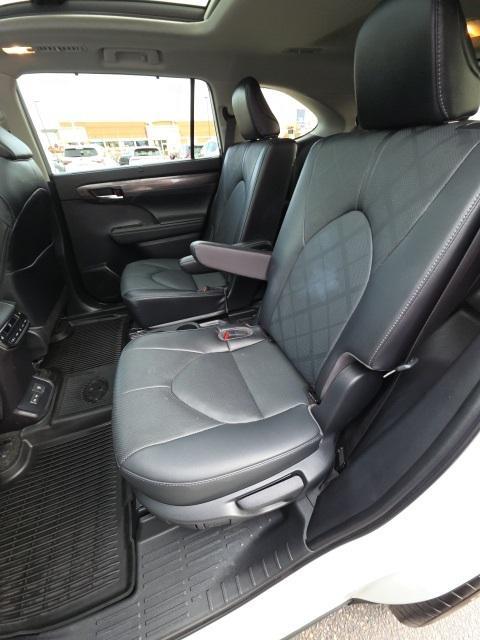 used 2023 Toyota Highlander car, priced at $40,990