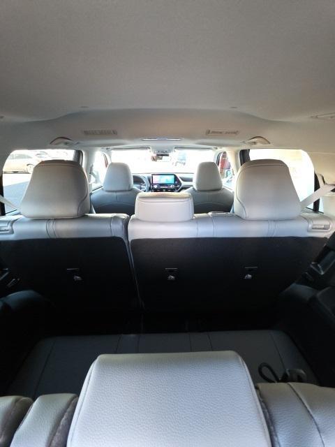 new 2026 Toyota Highlander car, priced at $50,367