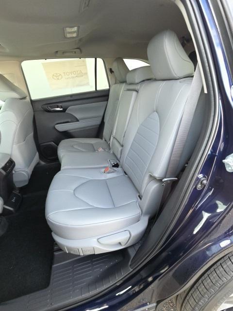 new 2026 Toyota Highlander car, priced at $49,892