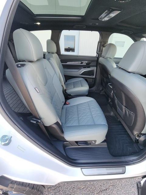 used 2024 Kia Telluride car, priced at $45,966