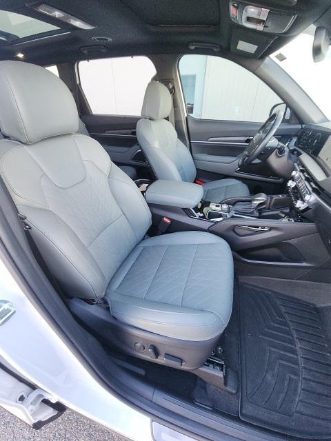 used 2024 Kia Telluride car, priced at $45,966