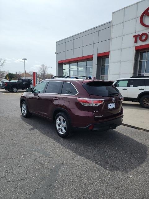 used 2015 Toyota Highlander car, priced at $14,977