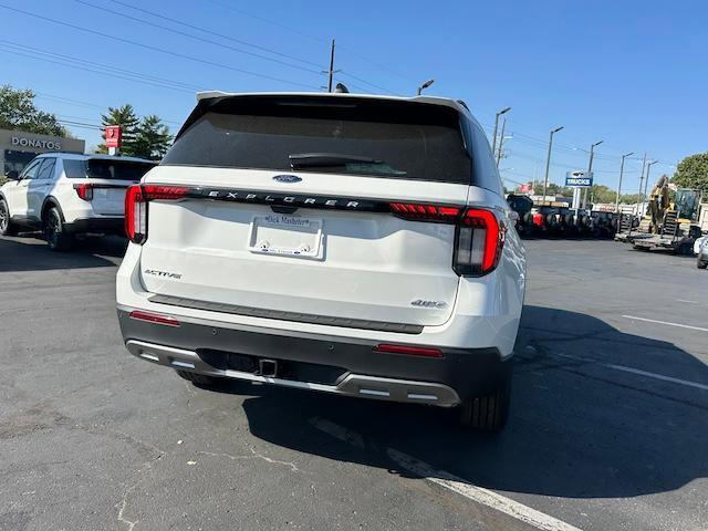 new 2025 Ford Explorer car, priced at $47,300