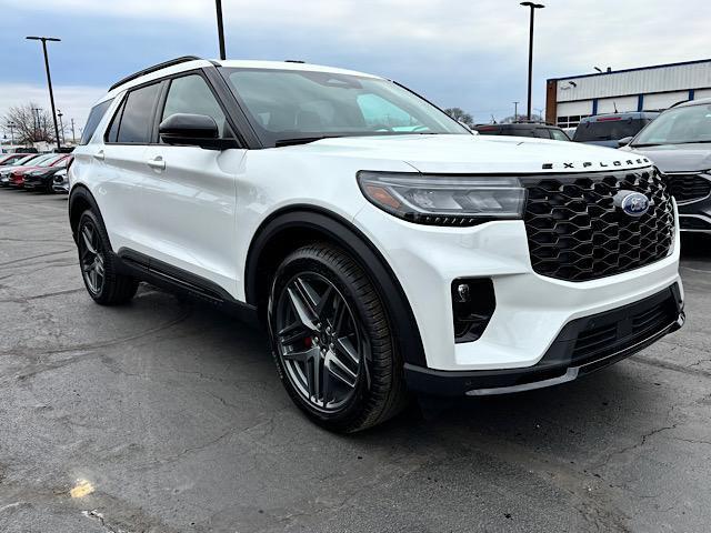 new 2025 Ford Explorer car, priced at $57,700