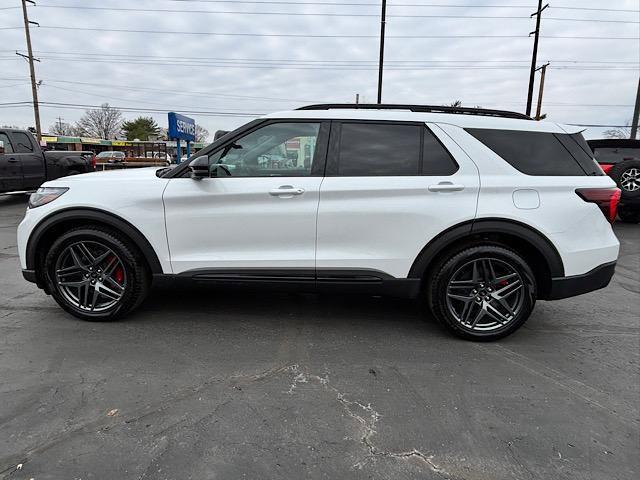 new 2025 Ford Explorer car, priced at $57,700