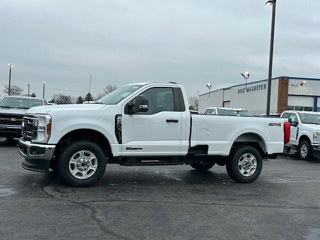 new 2025 Ford F-250 car, priced at $61,900