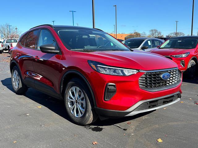 new 2025 Ford Escape car, priced at $30,500