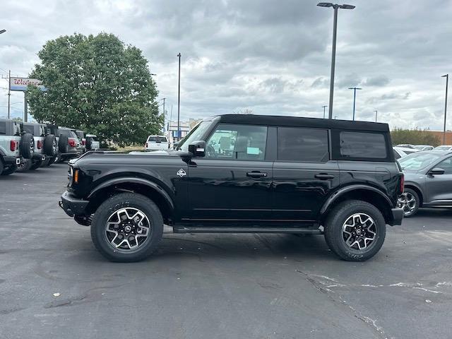 new 2024 Ford Bronco car, priced at $49,300