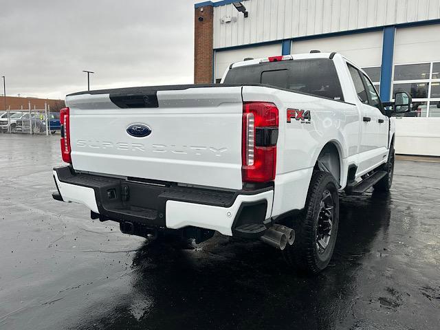 new 2024 Ford F-350 car, priced at $67,900