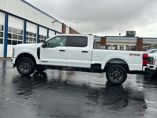 new 2024 Ford F-350 car, priced at $67,900