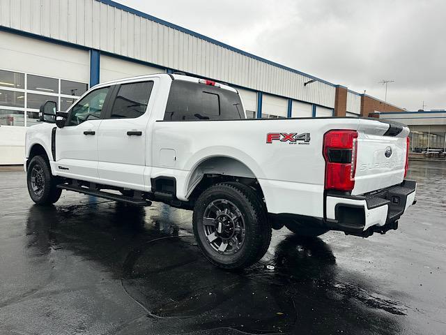 new 2024 Ford F-350 car, priced at $67,900