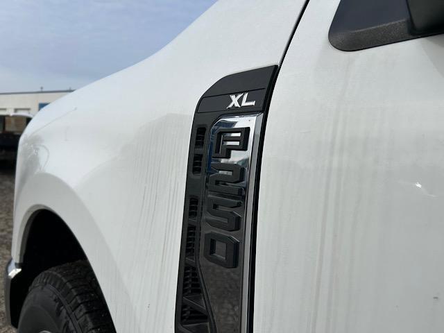 new 2023 Ford F-250 car, priced at $55,900