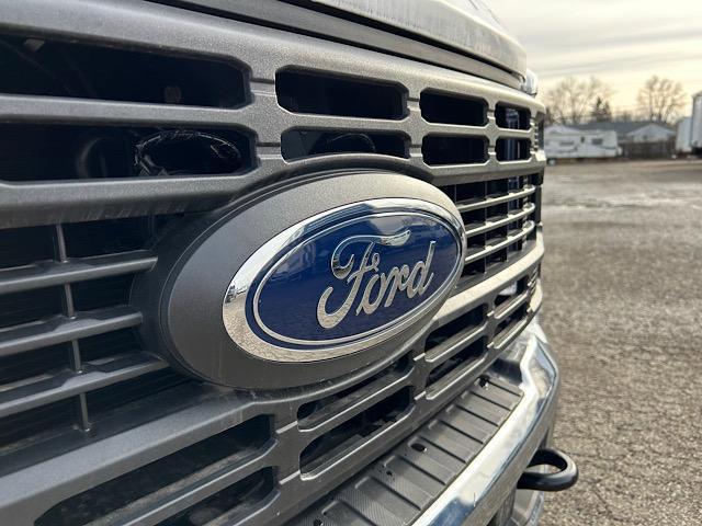 new 2023 Ford F-250 car, priced at $55,900