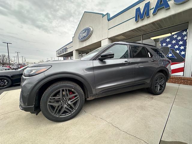 new 2025 Ford Explorer car, priced at $44,900