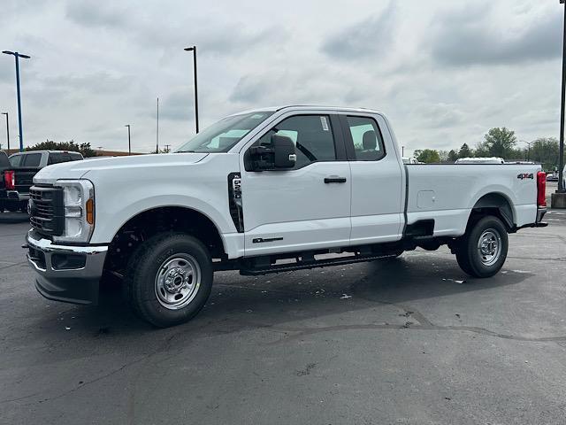 new 2025 Ford F-250 car, priced at $59,600