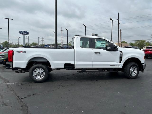 new 2025 Ford F-250 car, priced at $59,600