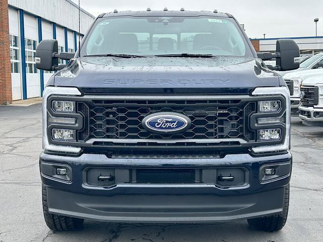 new 2025 Ford F-250 car, priced at $58,700