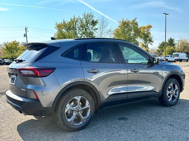 new 2025 Ford Escape car, priced at $33,900