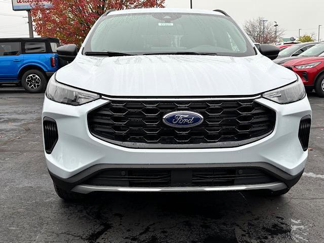 new 2025 Ford Escape car, priced at $31,500