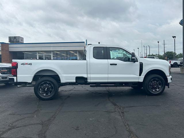 new 2025 Ford F-350 car, priced at $60,700
