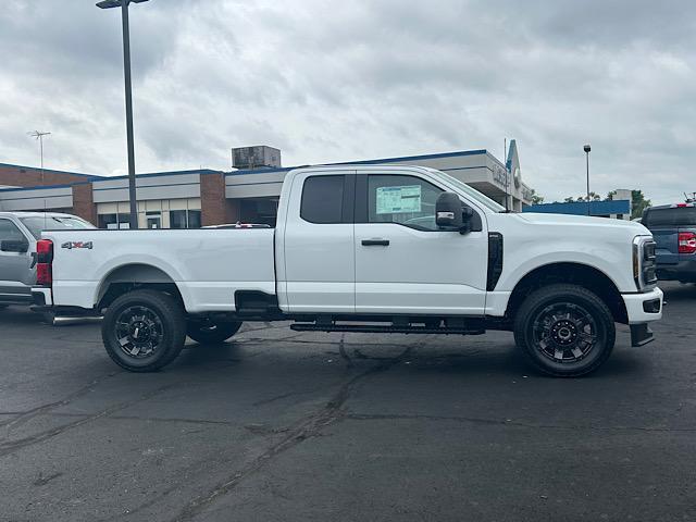 new 2025 Ford F-350 car, priced at $60,700