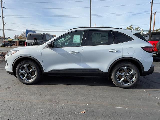 new 2025 Ford Escape car, priced at $33,900