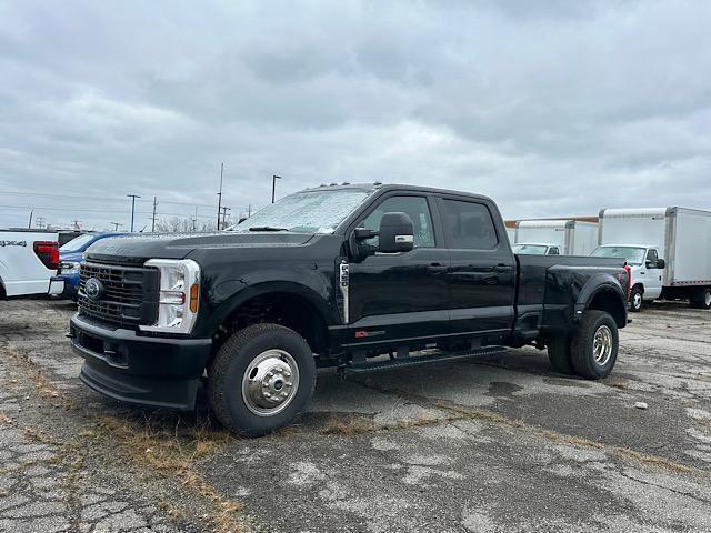 new 2024 Ford F-350 car, priced at $68,900