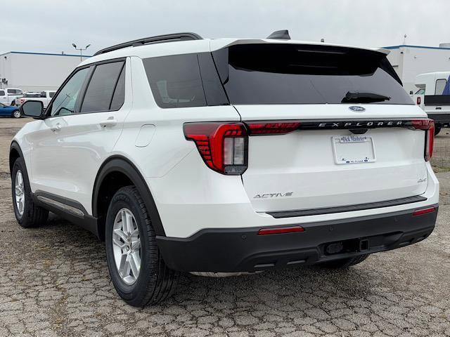 new 2025 Ford Explorer car, priced at $41,400