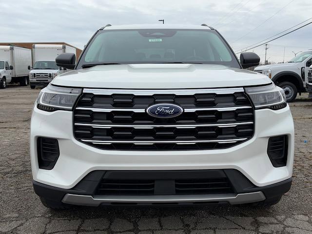 new 2025 Ford Explorer car, priced at $41,400