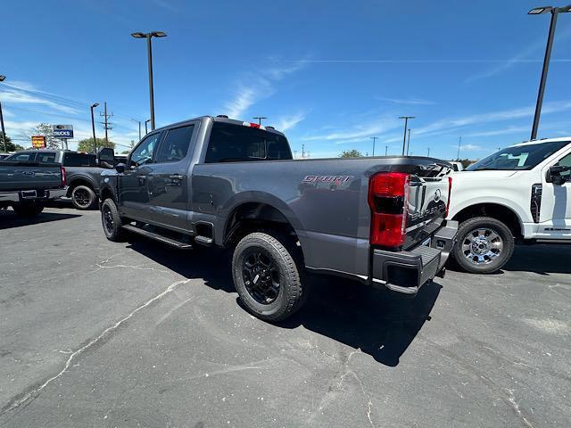 new 2024 Ford F-350 car, priced at $64,300