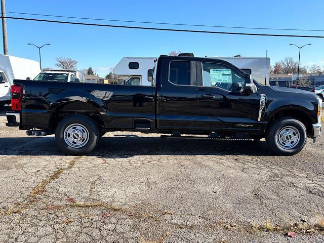 new 2024 Ford F-350 car, priced at $59,900