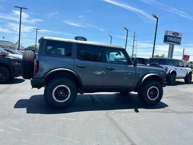 new 2024 Ford Bronco car, priced at $59,900