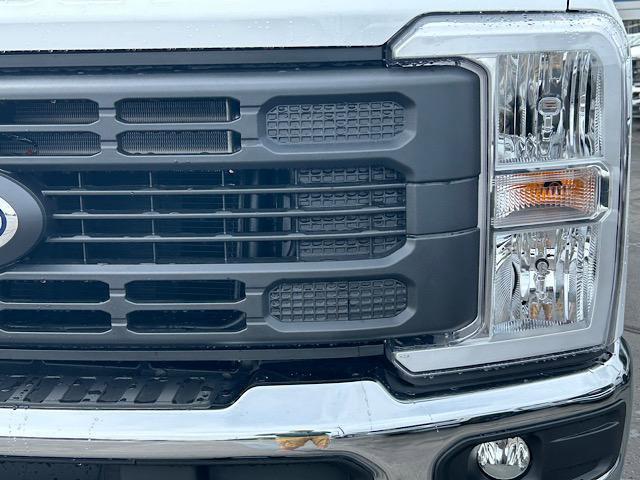 new 2025 Ford F-250 car, priced at $45,800