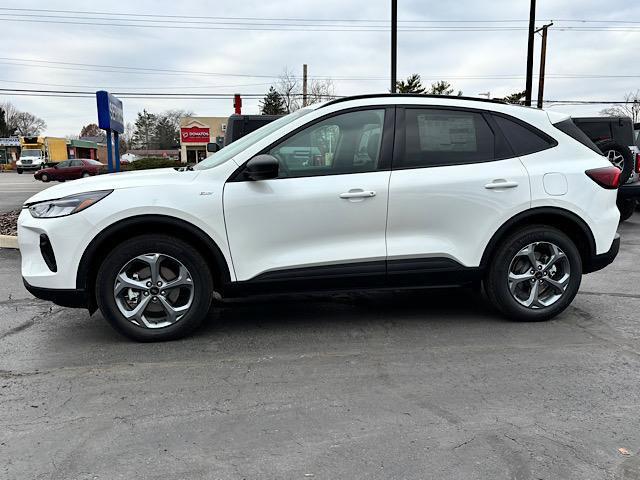 new 2025 Ford Escape car, priced at $32,900