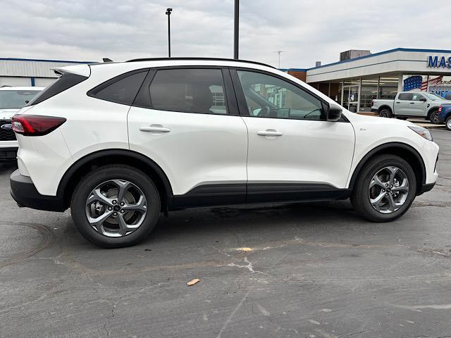 new 2025 Ford Escape car, priced at $32,900