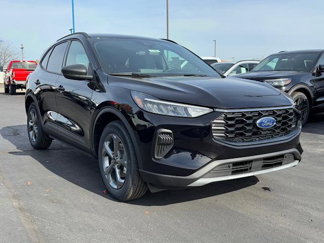 new 2025 Ford Escape car, priced at $31,600