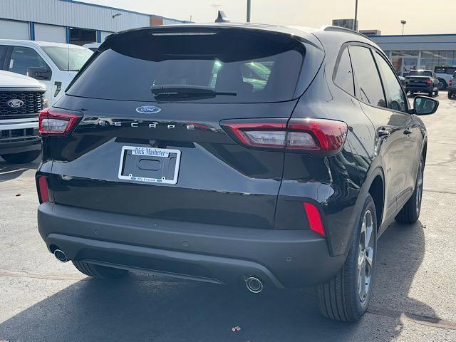 new 2025 Ford Escape car, priced at $31,600