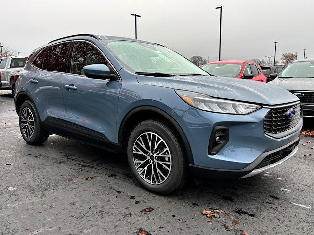 new 2025 Ford Escape car, priced at $34,500