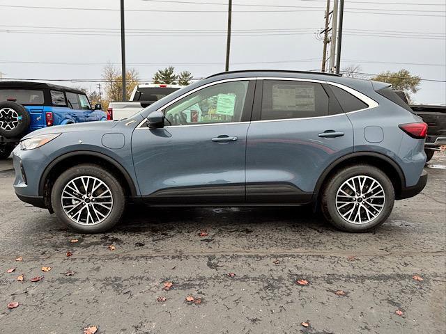 new 2025 Ford Escape car, priced at $34,500