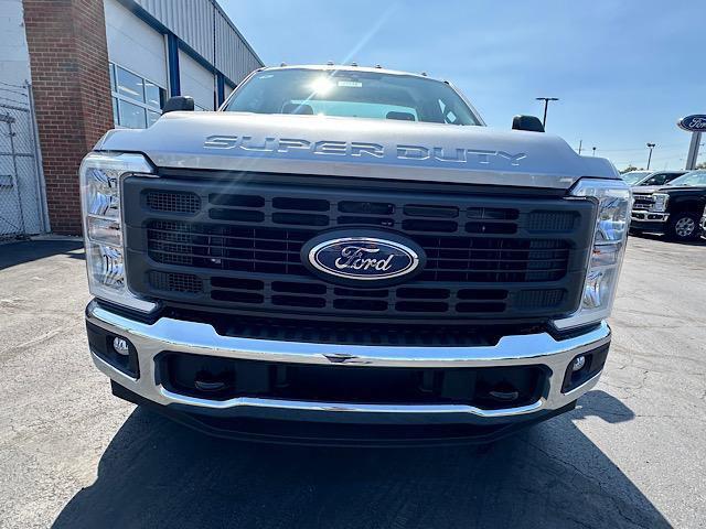 new 2024 Ford F-350 car, priced at $53,800