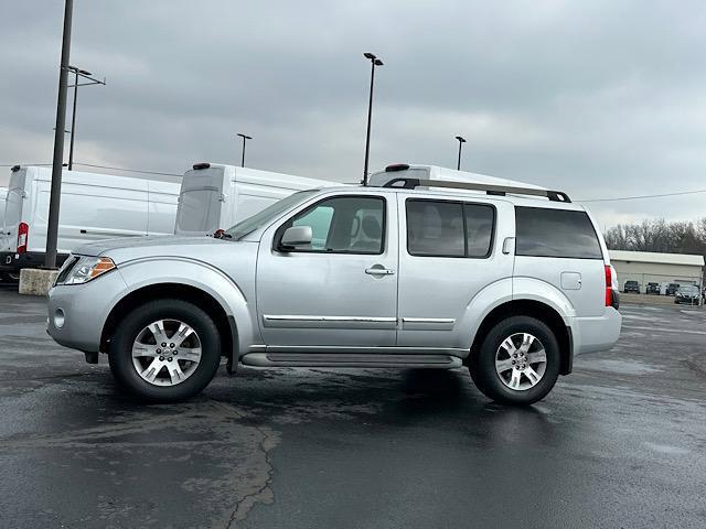 used 2012 Nissan Pathfinder car