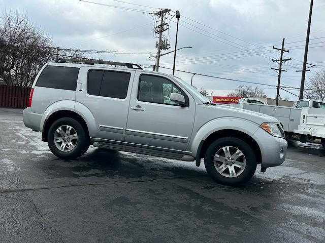 used 2012 Nissan Pathfinder car