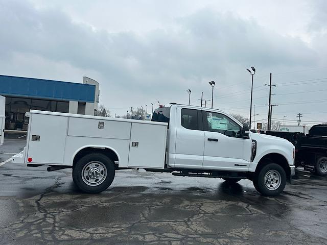 new 2024 Ford F-350 car, priced at $77,921