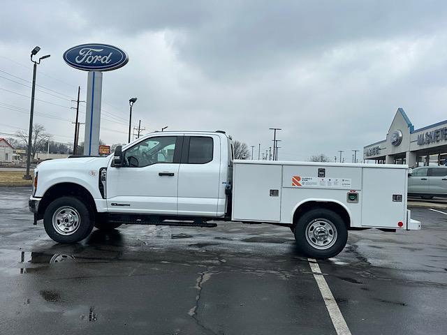 new 2024 Ford F-350 car, priced at $77,921