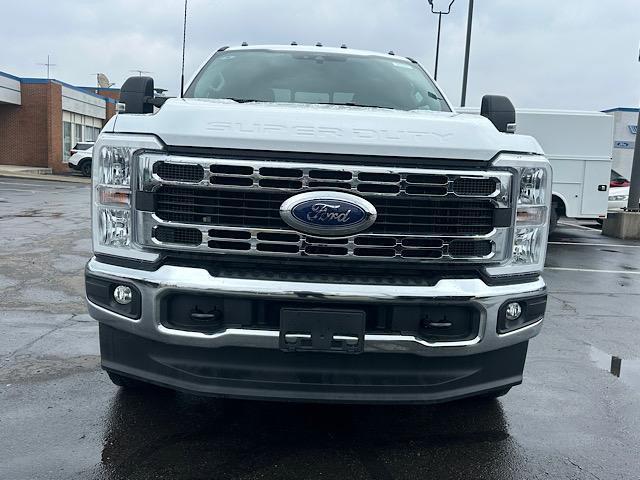 new 2024 Ford F-350 car, priced at $77,921