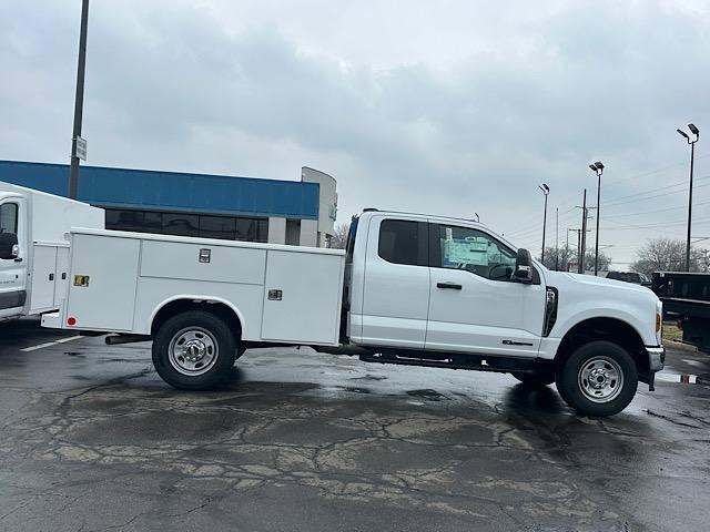 new 2024 Ford F-350 car, priced at $77,921