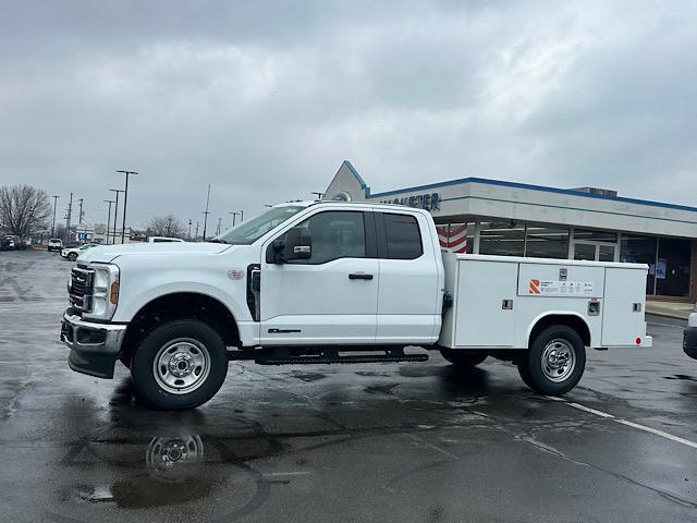 new 2024 Ford F-350 car, priced at $77,921